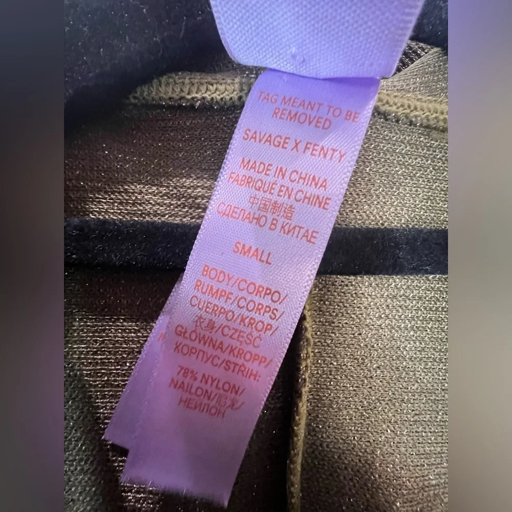 Savage X Fenty Sleep & Shine Hooded Onesie Size Small 1115 - Picture 6 of 9